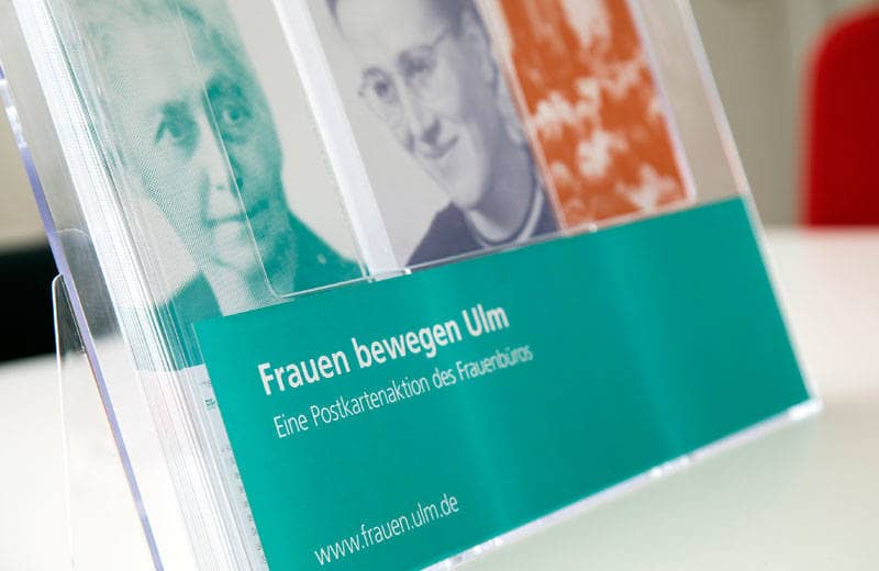Postkartenserie Frauen bewegen Ulm