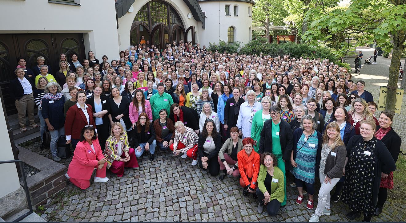 500 Frauenbeauftragte bei der Bundeskonferenz in Leipzig 