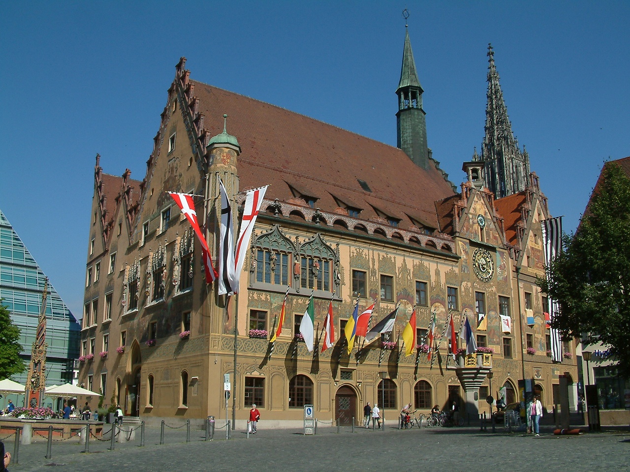 Das Rathaus Ulm ist zusehen